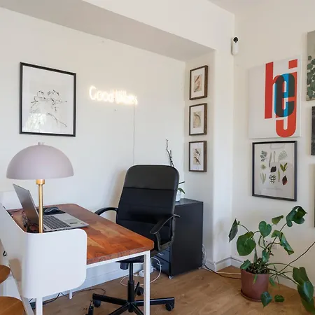 Expresso Martinis In By Misha's Place 4c 아파트 *